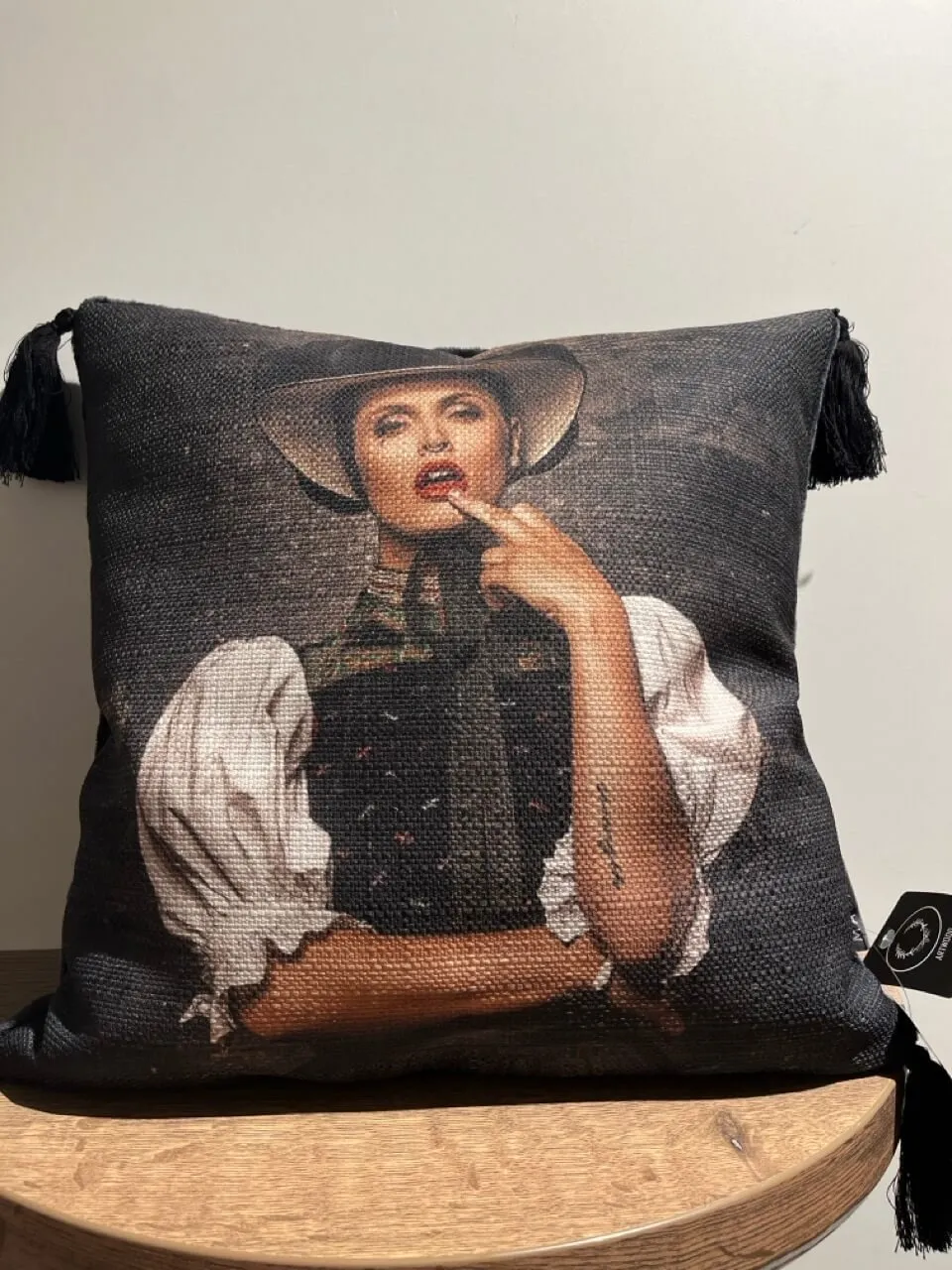 Schwarzwaldmarie Kuschelkissen