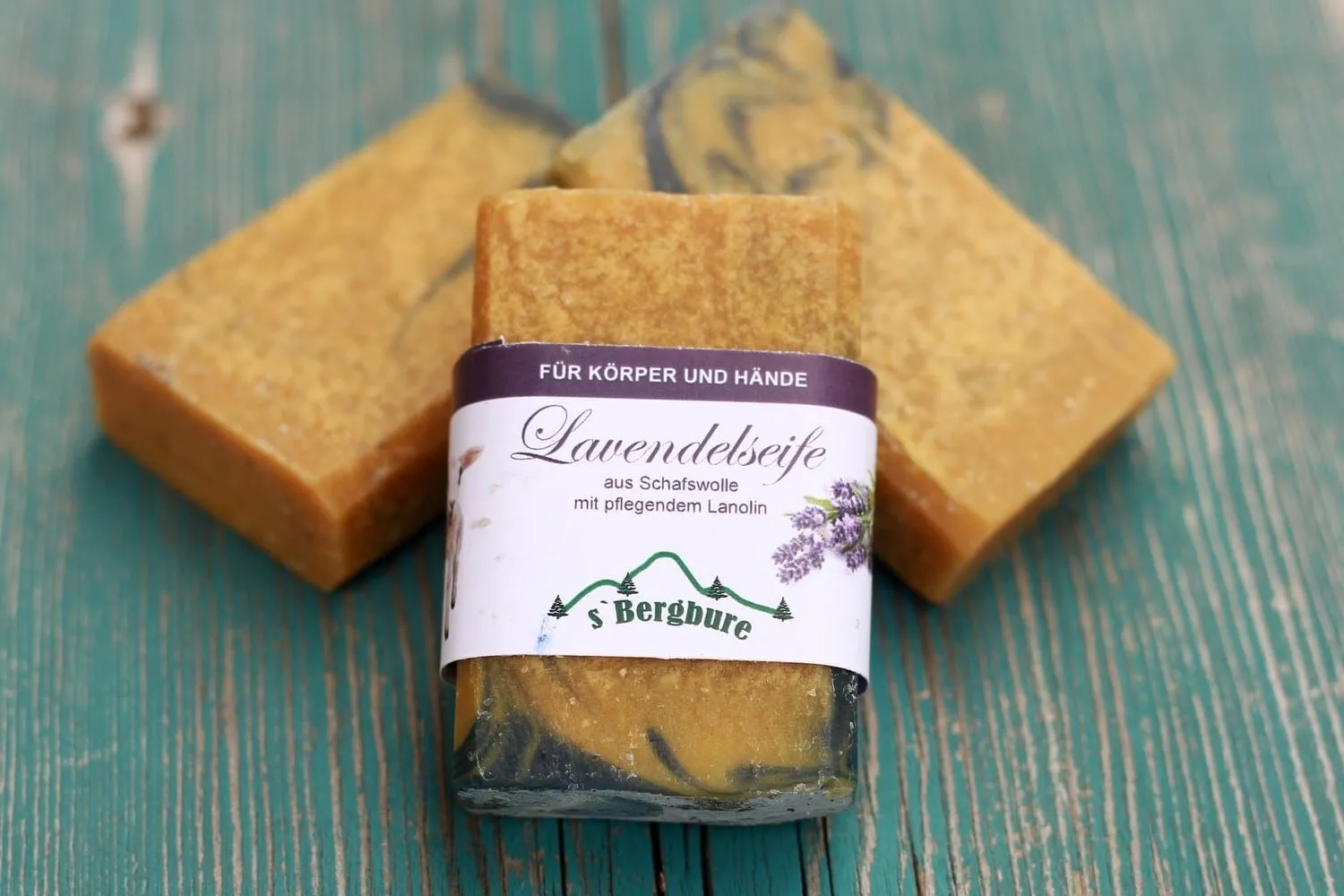 Lavendelseife aus Schafswolle und Schafsmilch